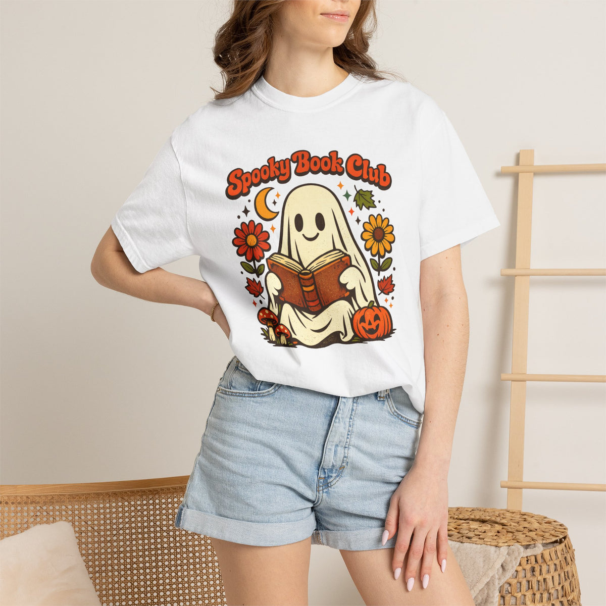 Spooky Book Club Comfort Colors T-Shirt | Cute Ghost Reading Halloween Book Lover Tee