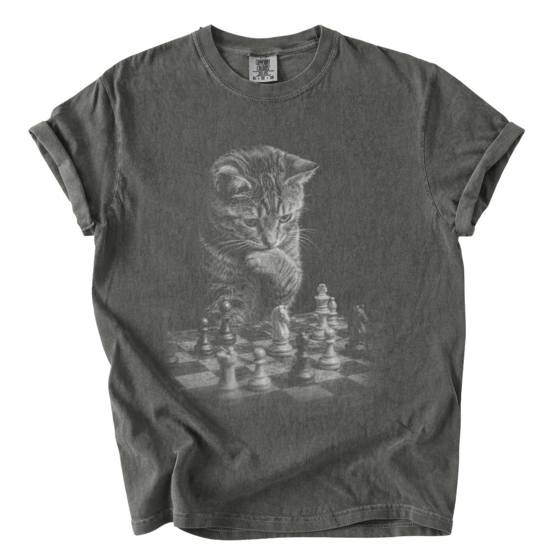 Cat Playing Chess Shirt – Funny Chess Lover Comfort Colors Graphic Tee